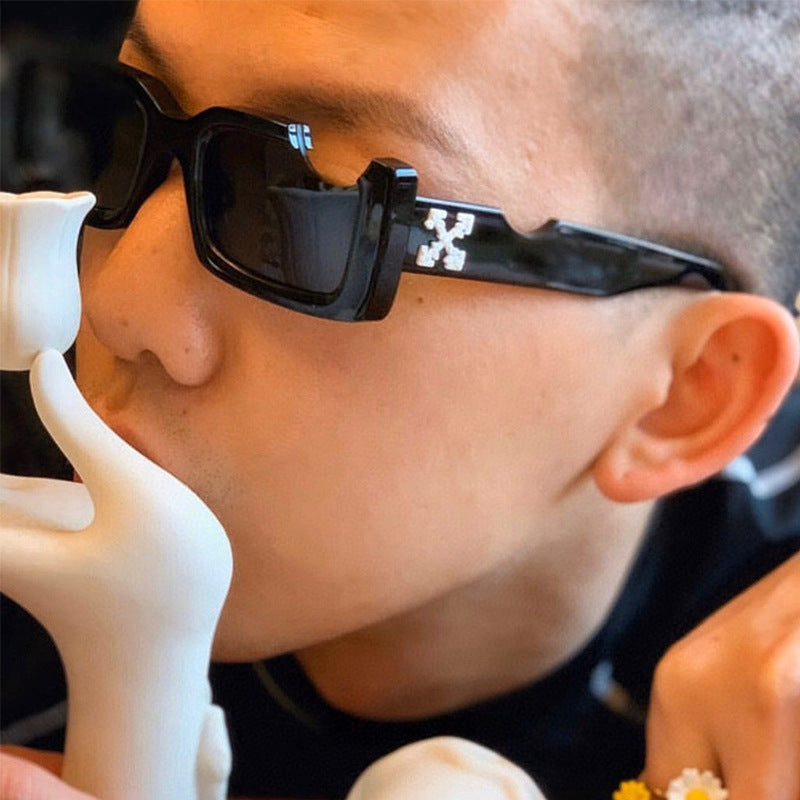 Off Notch Design Sun Glasses
